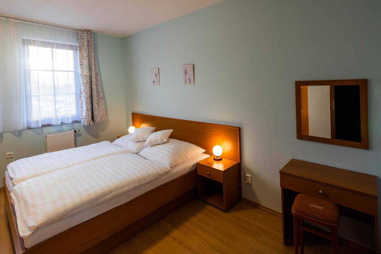 Apartmán Eliška Třeboň Exterior foto