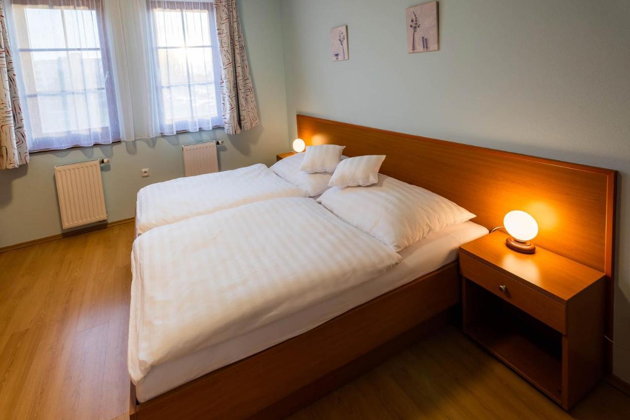 Apartmán Eliška Třeboň Exterior foto